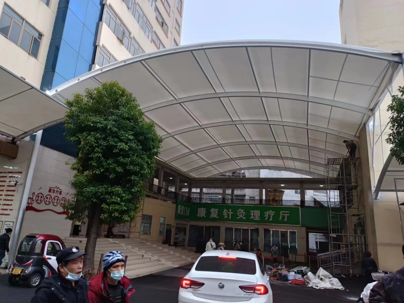 孝感推拉雨棚定制厂家，仓库通道、卸货区移动伸缩棚搭建-2